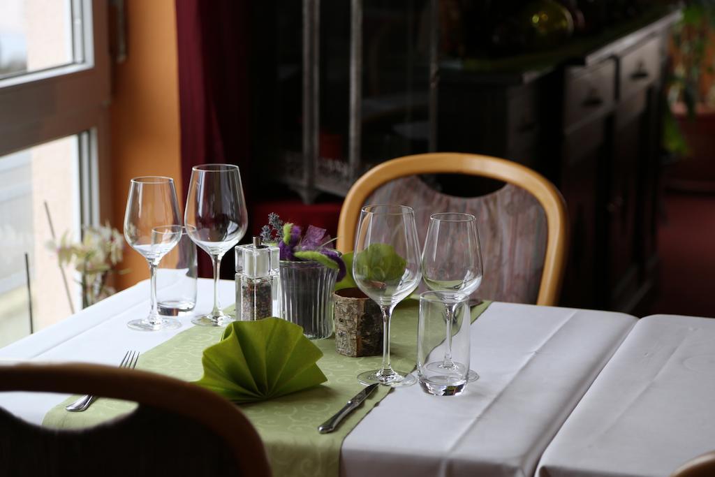 Hotel Taunus Residence Bad Camberg Bagian luar foto