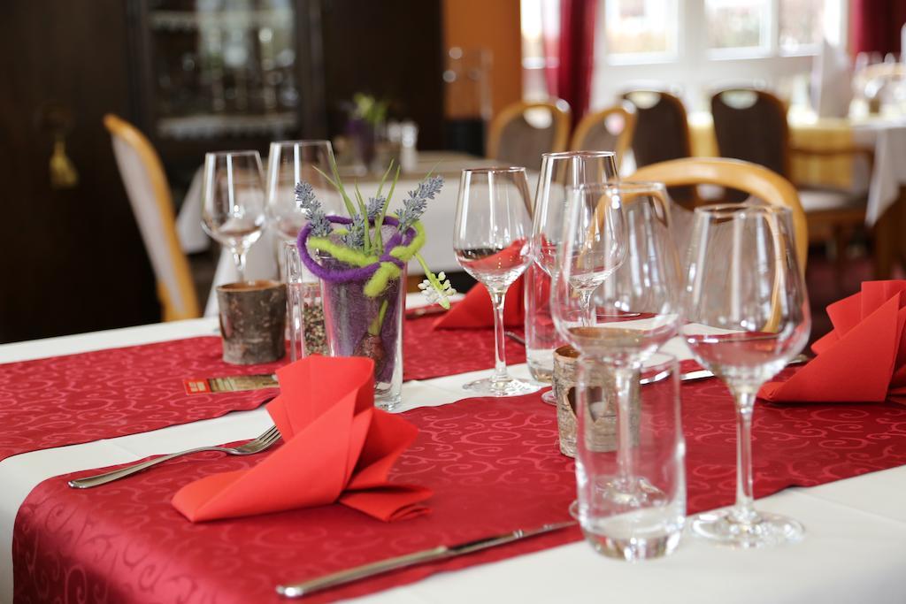 Hotel Taunus Residence Bad Camberg Bagian luar foto