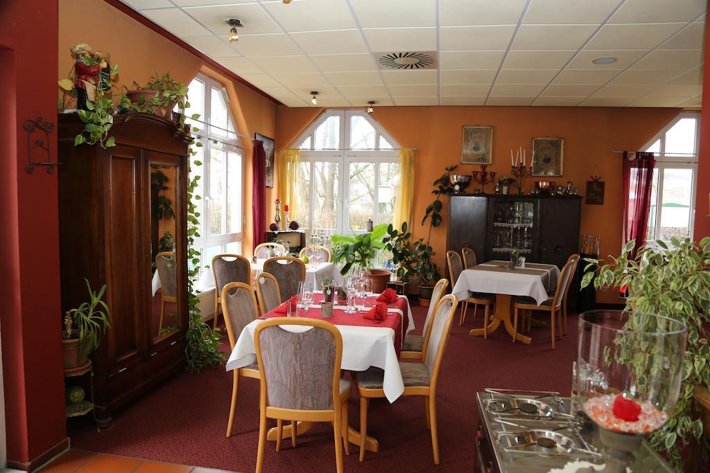 Hotel Taunus Residence Bad Camberg Bagian luar foto