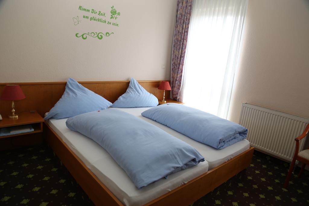 Hotel Taunus Residence Bad Camberg Bagian luar foto