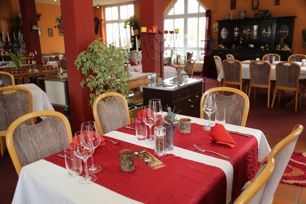 Hotel Taunus Residence Bad Camberg Bagian luar foto